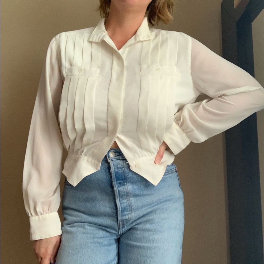 VINTAGE Victorian Ivory Pleated Button Down